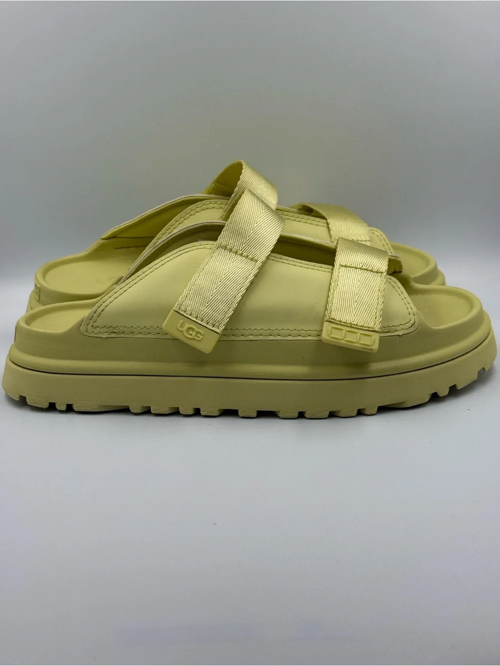 UGG Yellow Goldenglow Sandals Double Strap Big Girl Size 6 or Women’s 7.5/8